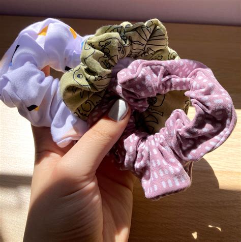 ultra lightweight scrunchies.